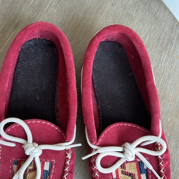 Laurentian Chief Original Moccasin Slippers Red Suede Leather Women Size 7 - Picture 13 of 15